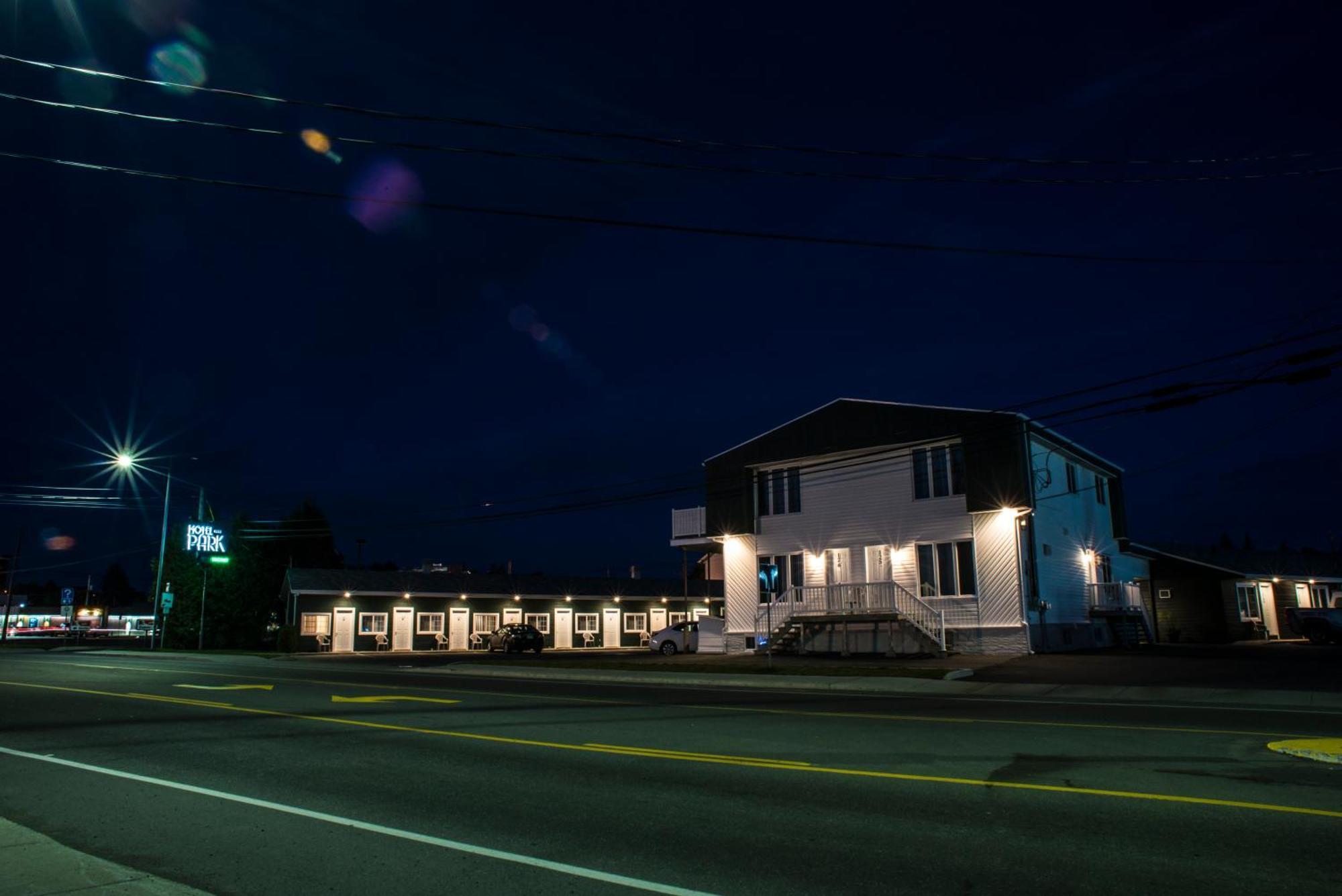 Motel Park Val-d'Or Bagian luar foto
